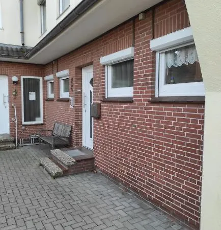 Sealion Seeloewe Trischenweg 1 * Busum